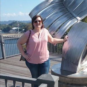 Meet your Posher, Katrina